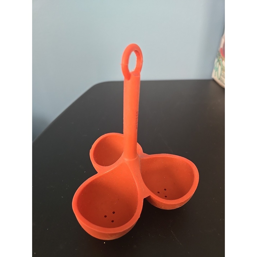 3 Hole Egg Holder Silicone Egg Steamer Home Cooking Utensils High Eggs Ware Tray